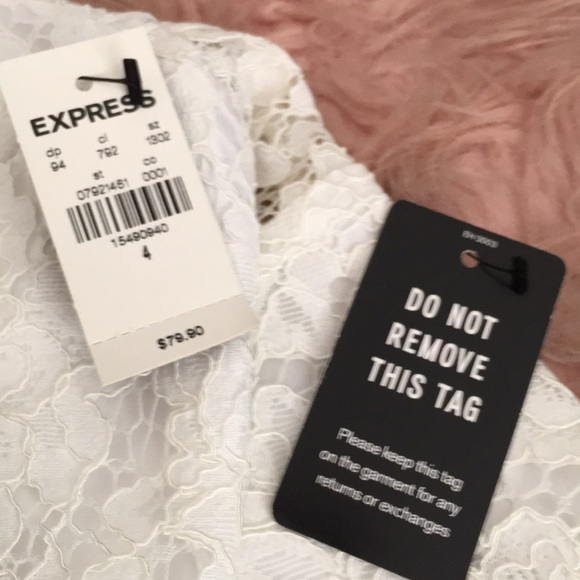 Off white laced floweral dress never worn - Picture 2 of 2